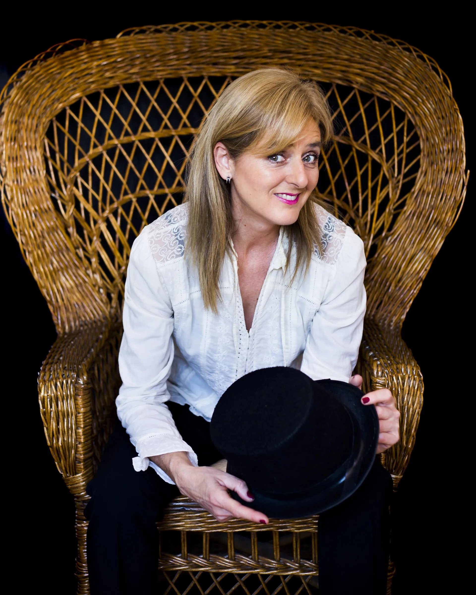Luisa Valares — butaca blanco