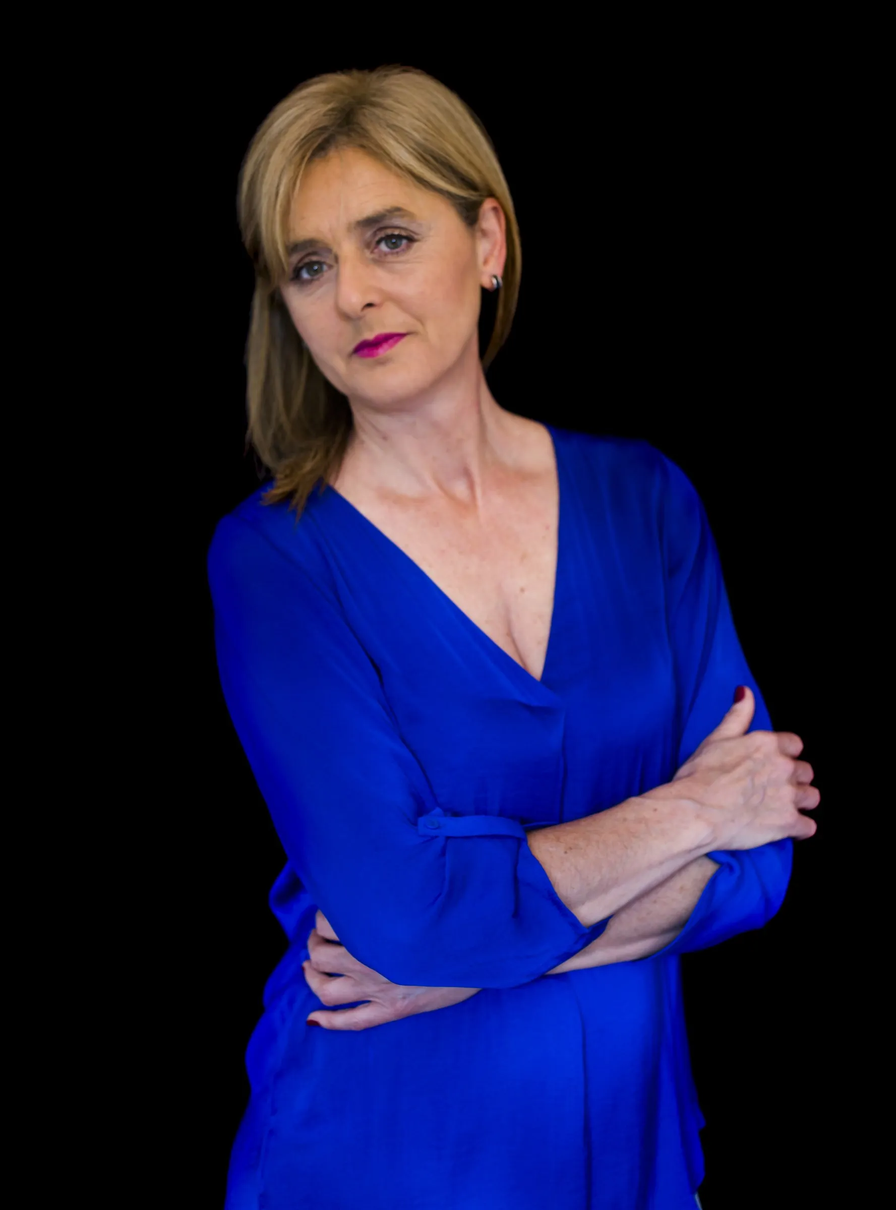 Luisa Valares — azul retrato
